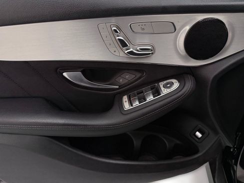 Certified 2019 Mercedes-Benz GLC 300 image 11