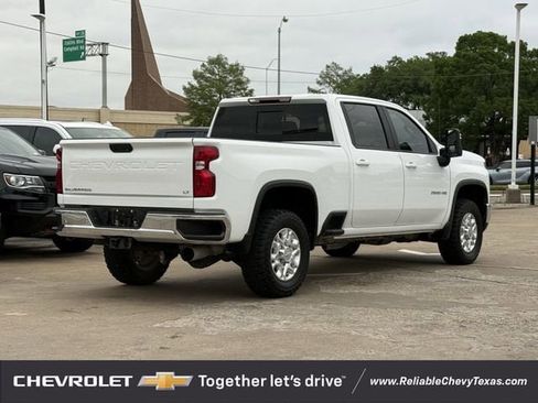 Used 2024 Chevrolet Silverado 2500 LT AWD/4WD image 6