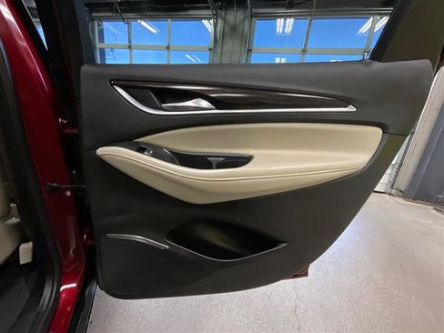 Used 2018 Buick Enclave Premium w/ Trailering Package image 25