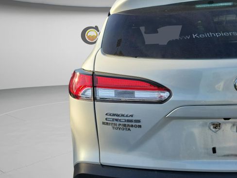 Used 2023 Toyota Corolla Cross L image 21