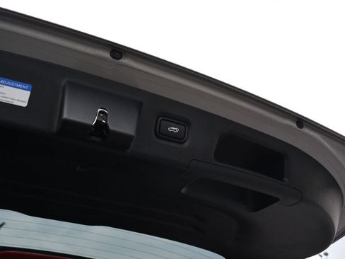 Used 2022 Hyundai Santa Fe SEL w/ Convenience + Premium Package FWD image 24