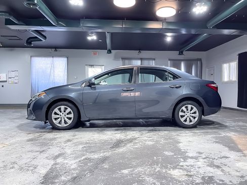 Used 2015 Toyota Corolla LE Premium image 5