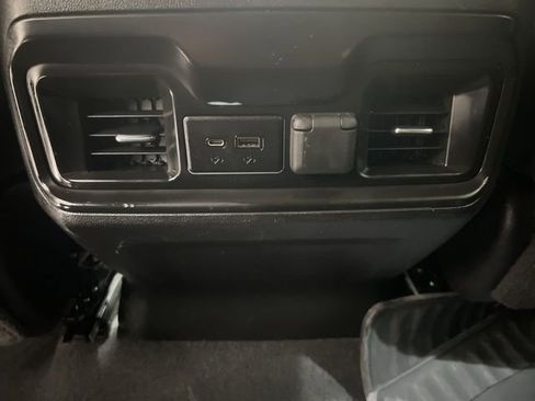 Used 2022 Chevrolet Silverado 3500 LT w/ Texas Edition image 19