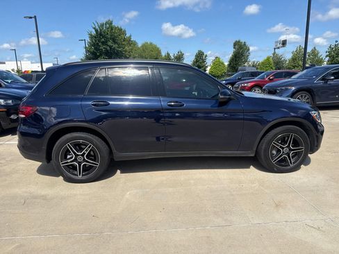 Used 2021 Mercedes-Benz GLC 300 4MATIC w/ AMG Line image 3
