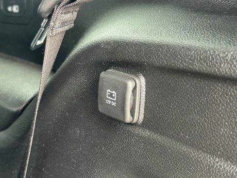 Used 2022 Jeep Grand Cherokee L Laredo RWD image 16