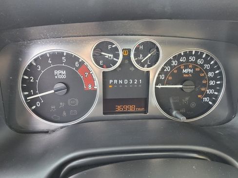 Used 2009 HUMMER H3T Luxury image 15