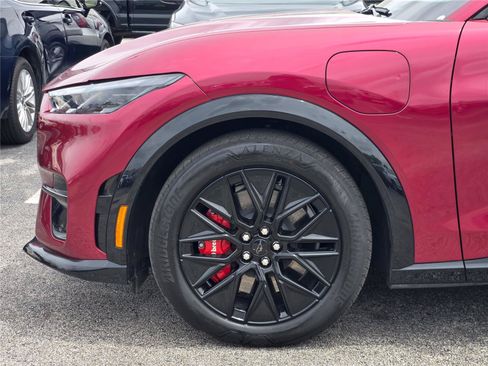 Certified 2025 Ford Mustang Mach-E Premium w/ Sport Appearance Package AWD/4WD image 9