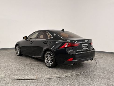 Used 2015 Lexus IS 250 RWD image 3
