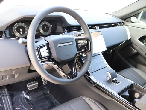 New 2026 Land Rover Range Rover Evoque Dynamic SE image 12