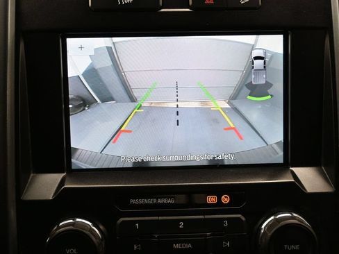 Used 2021 Ford F350 XLT w/ XLT Premium Package AWD/4WD image 29
