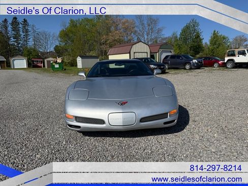 Used 2001 Chevrolet Corvette Z06 w/ Memory Pkg RWD image 2