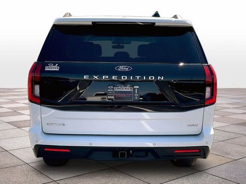 Certified 2025 Ford Expedition Max Active RWD image 4