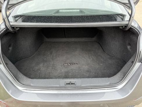 Used 2025 Nissan Sentra SV FWD image 25