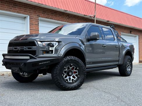 Used 2018 Ford F150 Raptor w/ Equipment Group 802A Luxury AWD/4WD image 2