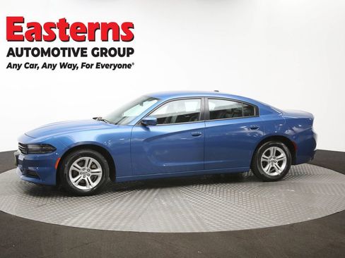 Used 2021 Dodge Charger SXT w/ Leather Interior Group image 59