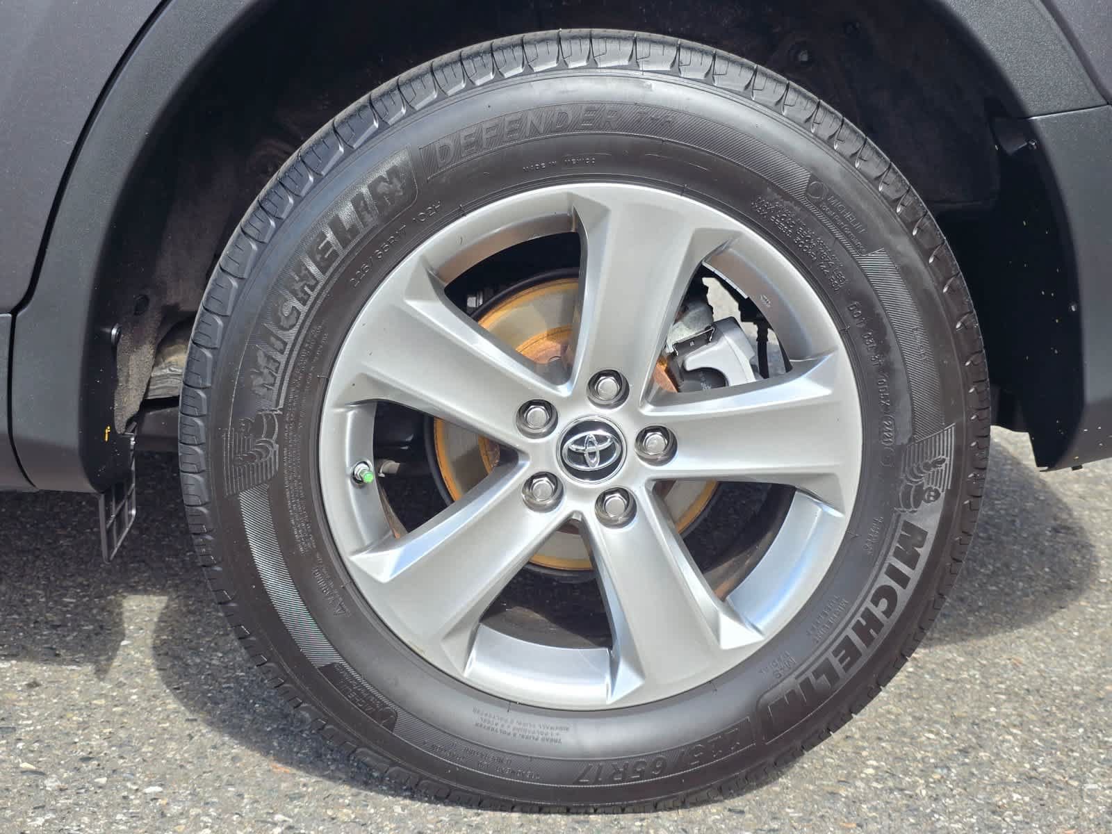 Used 2015 Toyota RAV4 XLE AWD/4WD image 7