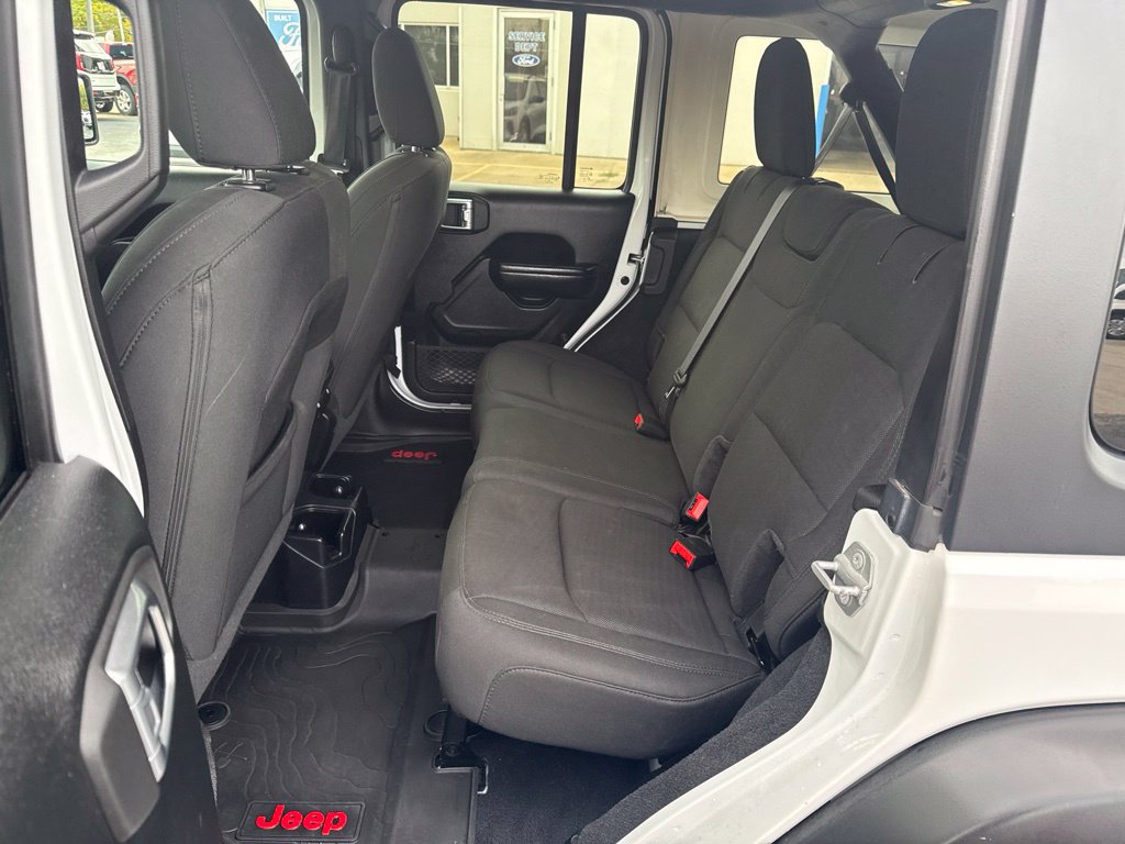 Used 2020 Jeep Wrangler Unlimited Sport AWD/4WD image 29
