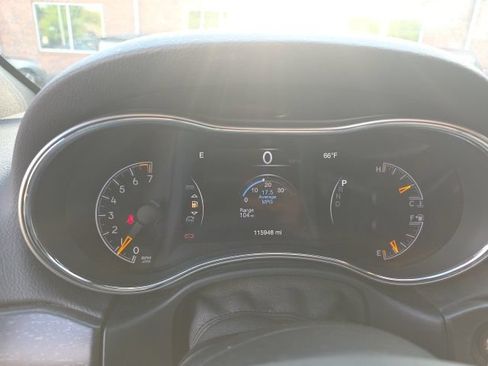 Used 2018 Jeep Grand Cherokee Altitude AWD/4WD image 5