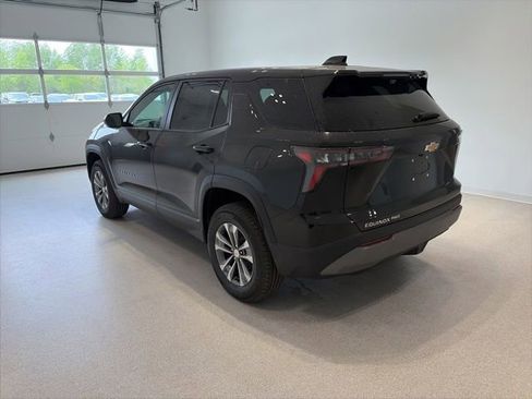New 2026 Chevrolet Equinox LT w/ Convenience Package II AWD/4WD image 4