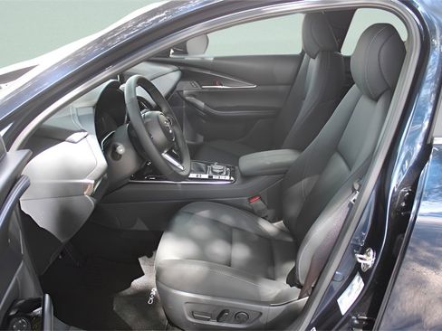 New 2025 MAZDA CX-30 AWD 2.5 S w/ Preferred Package image 14