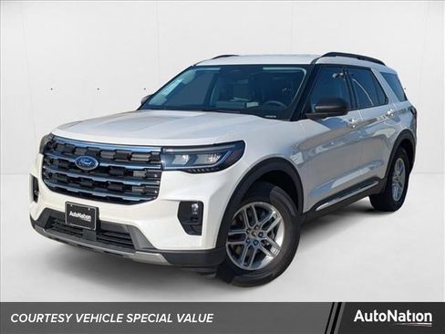 New 2025 Ford Explorer Active w/ Active Comfort Package image 1