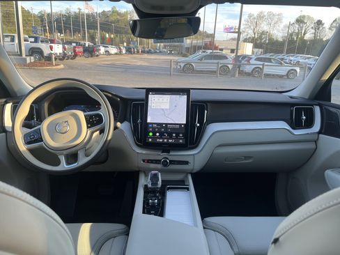 New 2026 Volvo XC60 B5 Ultra w/ Protection Package Premier AWD/4WD image 11