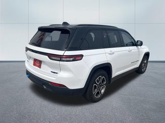 Used 2024 Jeep Grand Cherokee Trailhawk AWD/4WD video 3