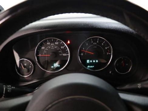 Used 2014 Jeep Wrangler Unlimited Sport w/ Quick Order Package 24S AWD/4WD image 23