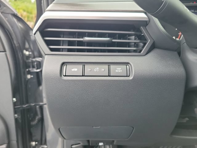 New 2026 Nissan Altima 2.5 SV AWD/4WD image 18