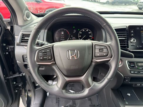 Used 2025 Honda Ridgeline RTL image 19
