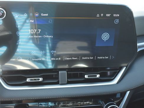 New 2027 Chevrolet Equinox LT w/ Safety and Technology Package FWD image 20