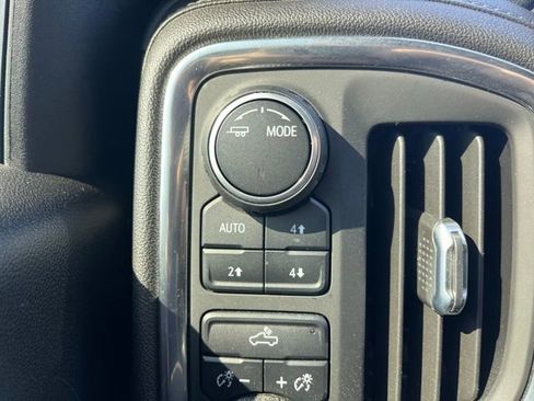 Used 2021 Chevrolet Silverado 1500 LT image 14