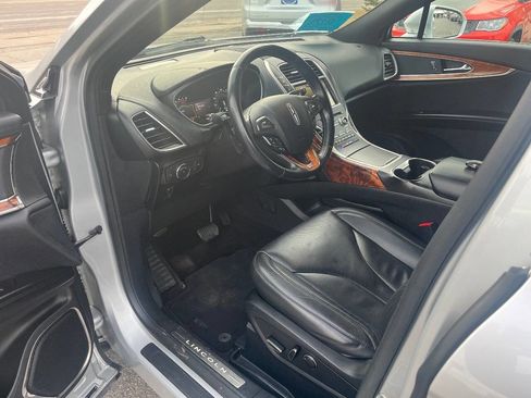 Used 2016 Lincoln MKX Reserve w/ Equipment Group 102A image 11