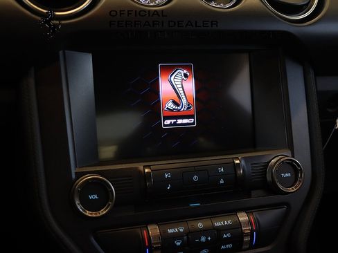 Used 2017 Ford Mustang Shelby GT350R w/ GT350R Equipment Group 920A image 38