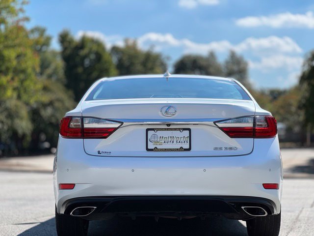 Used 2016 Lexus ES 350 w/ Luxury Package w/Wood Trim FWD image 6