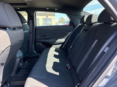 New 2026 Hyundai Elantra SEL Sport Premium FWD image 9