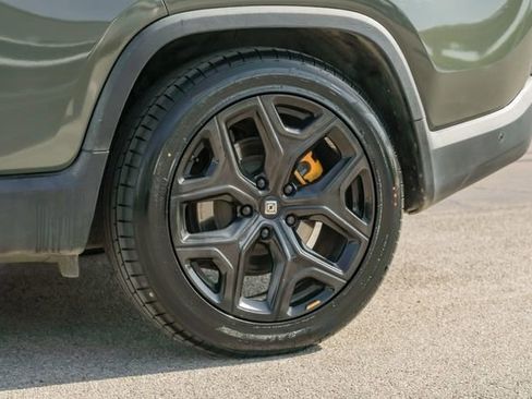 Used 2022 Rivian R1T Launch Edition image 76