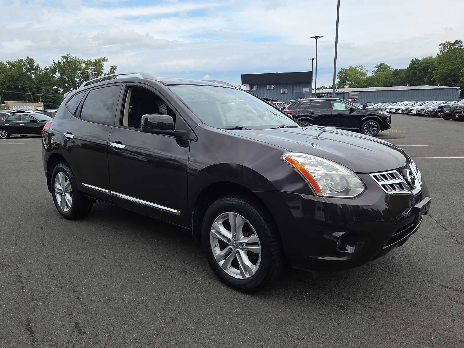 Used 2013 Nissan Rogue SV AWD/4WD image 3