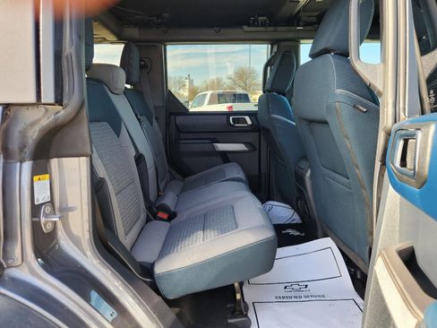 Used 2023 Ford Bronco Outer Banks w/ Sasquatch Package image 25