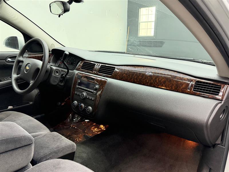 Used 2013 Chevrolet Impala LS FWD image 15