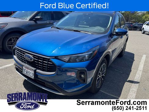 Used 2023 Ford Escape SE FWD image 3