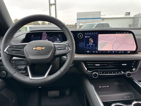 New 2026 Chevrolet Suburban High Country w/ Sun And Tow Package image 6