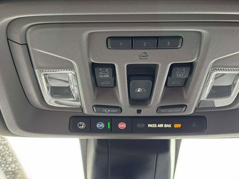 Used 2022 GMC Sierra 2500 Denali AWD/4WD image 31