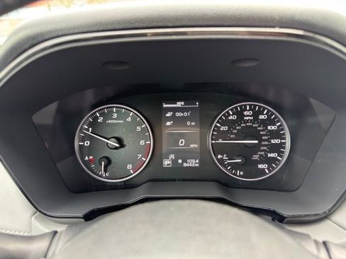 Used 2025 Subaru Outback Premium AWD/4WD image 15