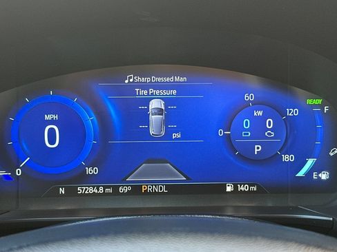 Used 2020 Ford Escape Titanium FWD image 24