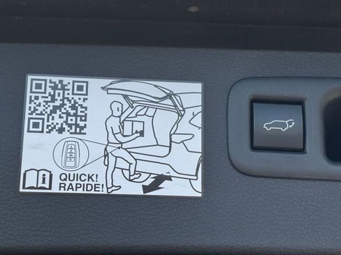 Used 2024 Toyota Highlander XSE image 23