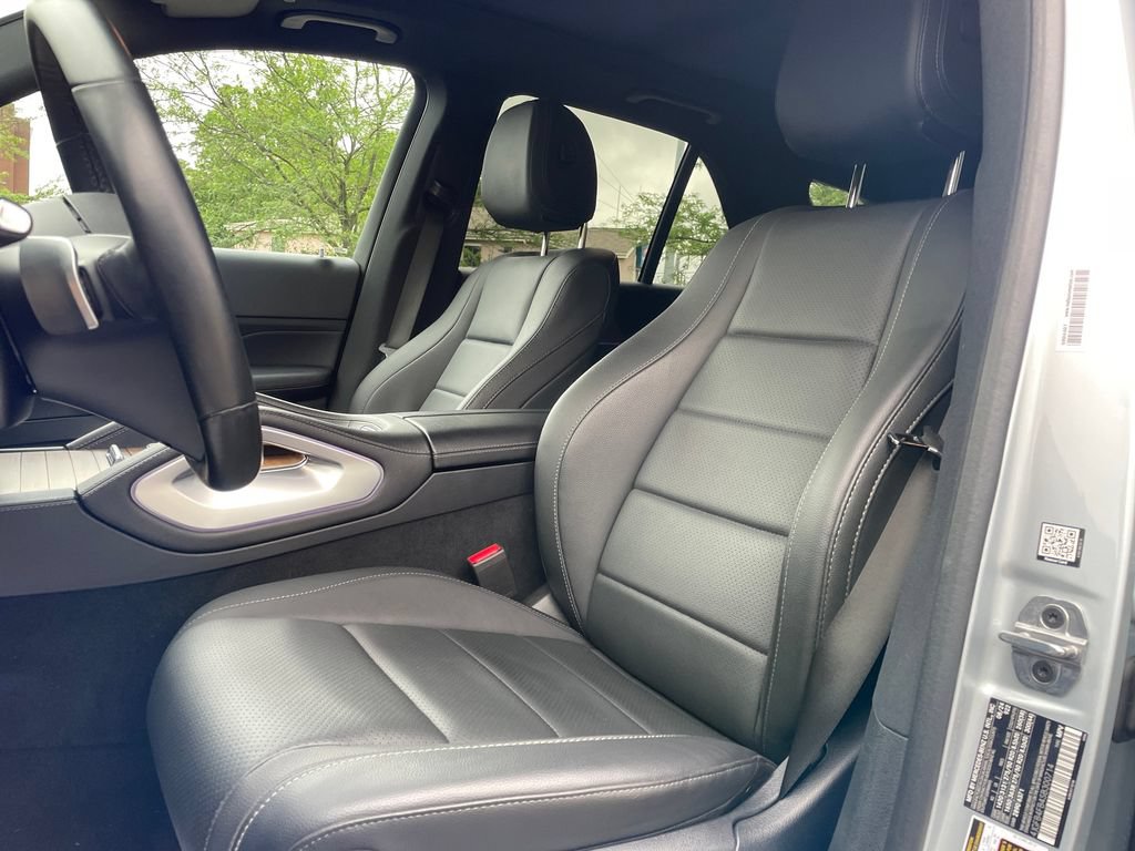 Used 2025 Mercedes-Benz GLE 350 4MATIC w/ Winter Package image 23