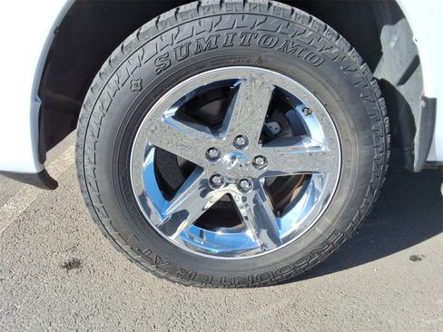 Used 2017 RAM 1500 Express image 9