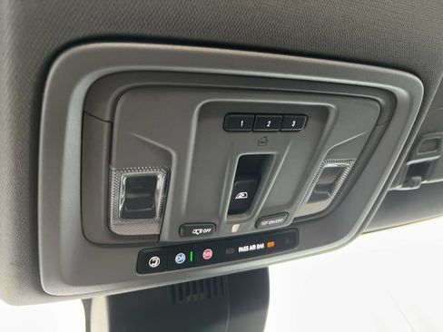 Used 2023 Chevrolet Silverado 1500 RST w/ Convenience Package II AWD/4WD image 15