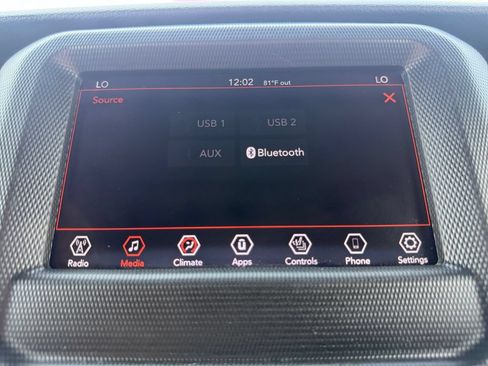 Used 2022 Jeep Gladiator Sport AWD/4WD image 19